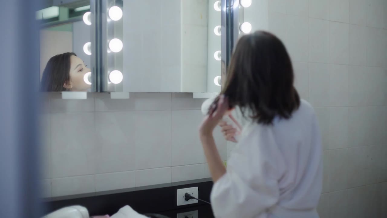 Mật Mã Lệch Lạc tập 4 cảnh 3