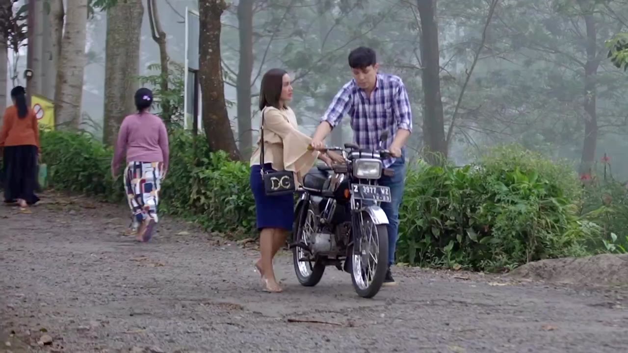 9 Tháng Yêu tập 1 cảnh 2