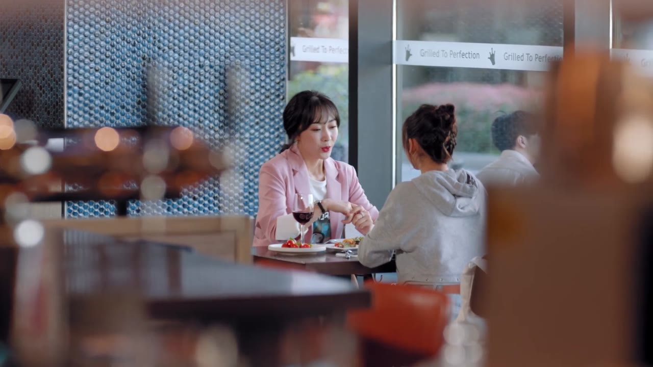 Tiểu Thư Quạ Đen Và Tiên Sinh Thằn Lằn tập 17