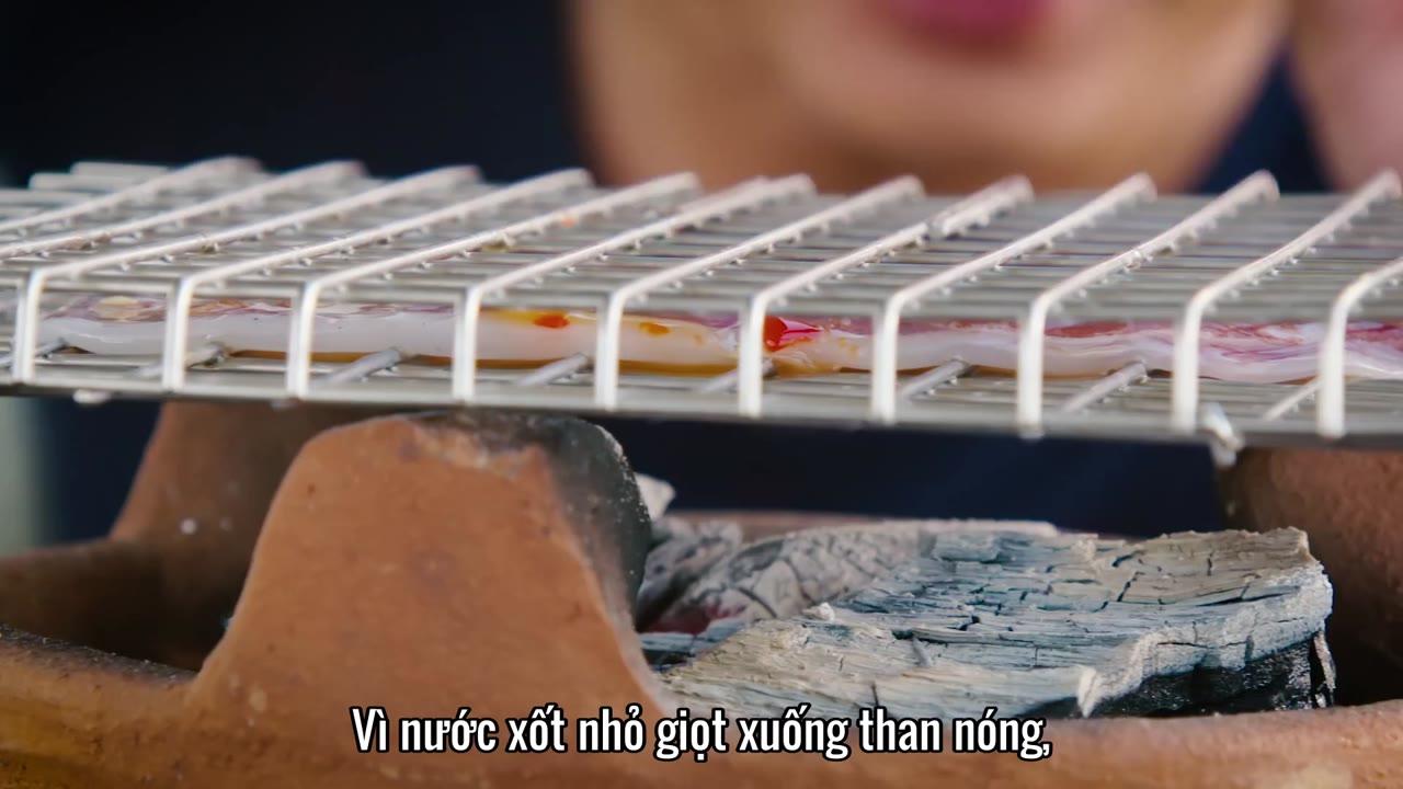 Luke Nguyễn trên chuyến tàu Bắc Nam tập 3 cảnh 2