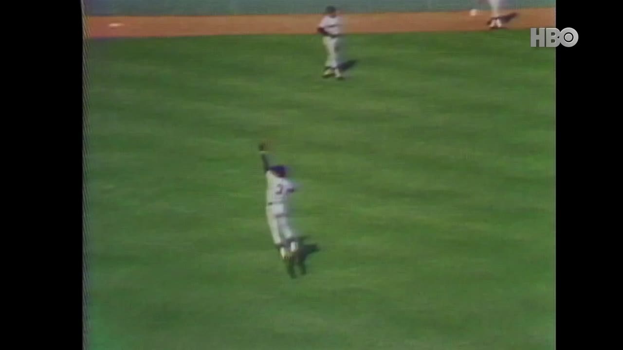 Willie Mays, Một Huyền Thoại tập 1 cảnh 3