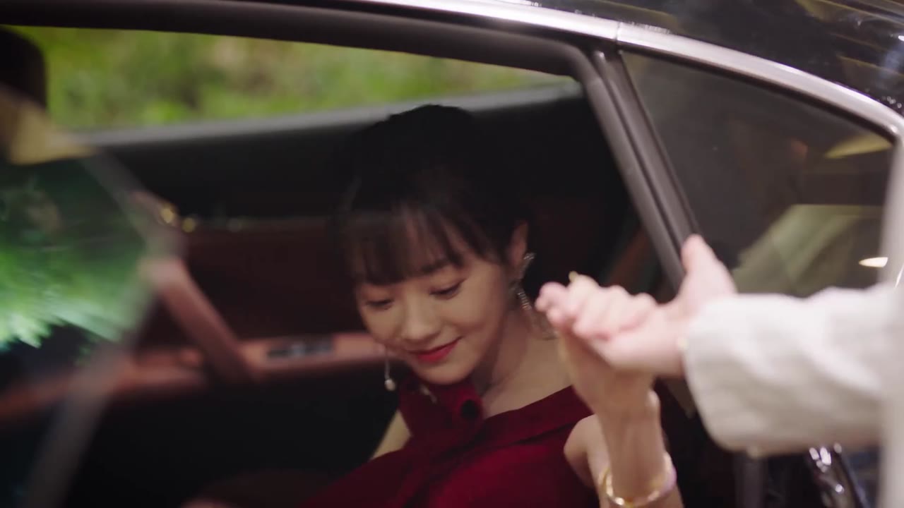 Hạ Tiên Sinh Lưu Luyến Không Quên (Nỗi Vương Vấn Của Hạ Tiên Sinh) tập 12 cảnh 3