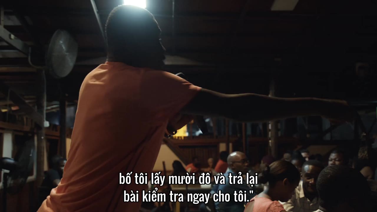 Thế giới hài nguy hiểm của Larry Charles tập 1 cảnh 2