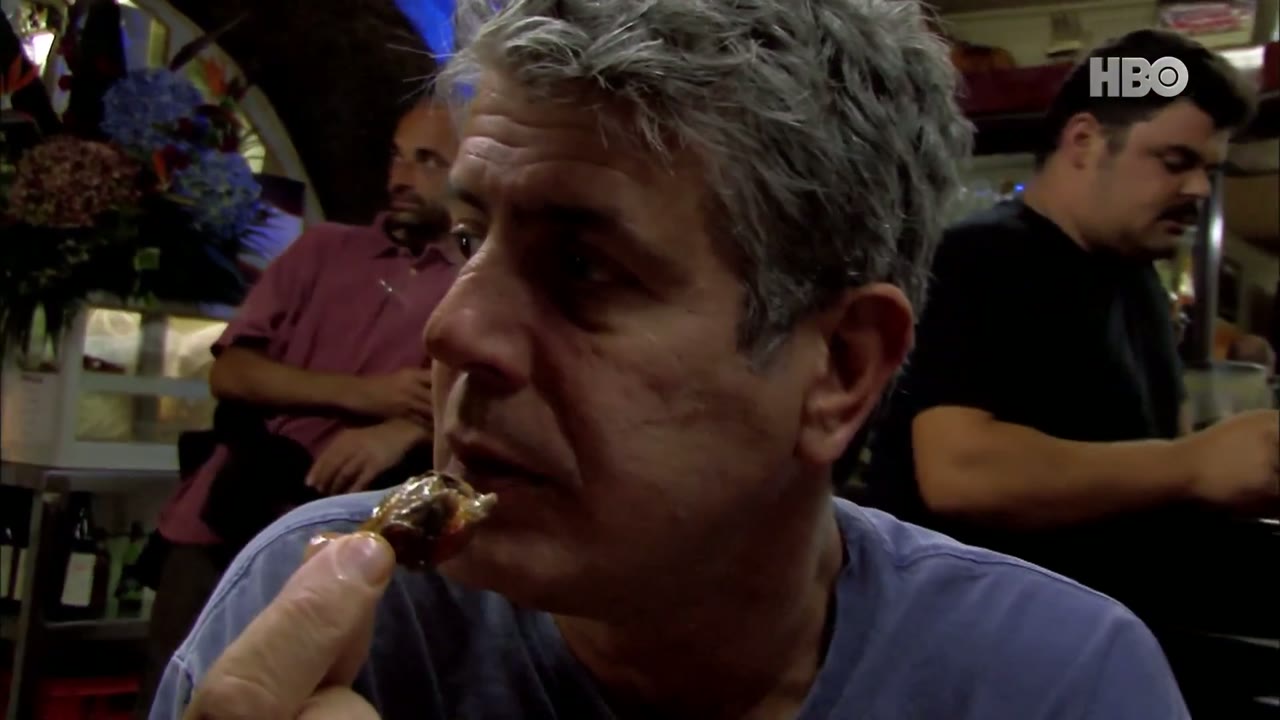 Phiêu Lưu Cùng Anthony Bourdain (Phần 5) tập 4 cảnh 2