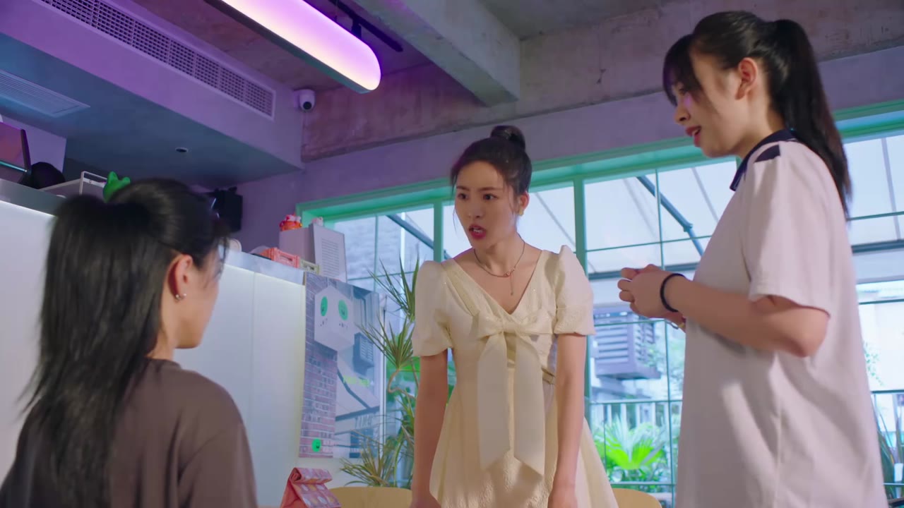 Làm Ơn Đó Hoa Nhung Thiếu Nữ tập 13
