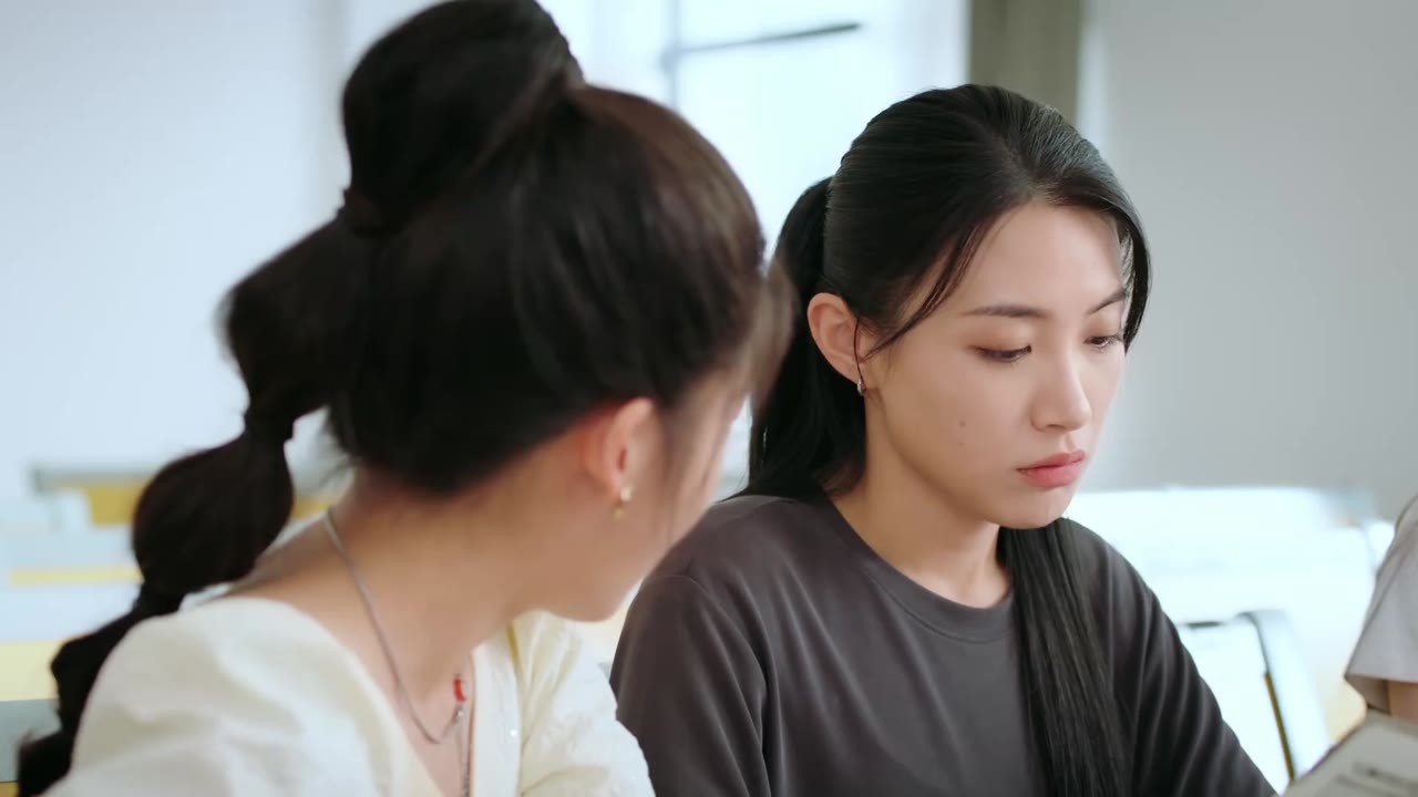 Làm Ơn Đó Hoa Nhung Thiếu Nữ tập 15