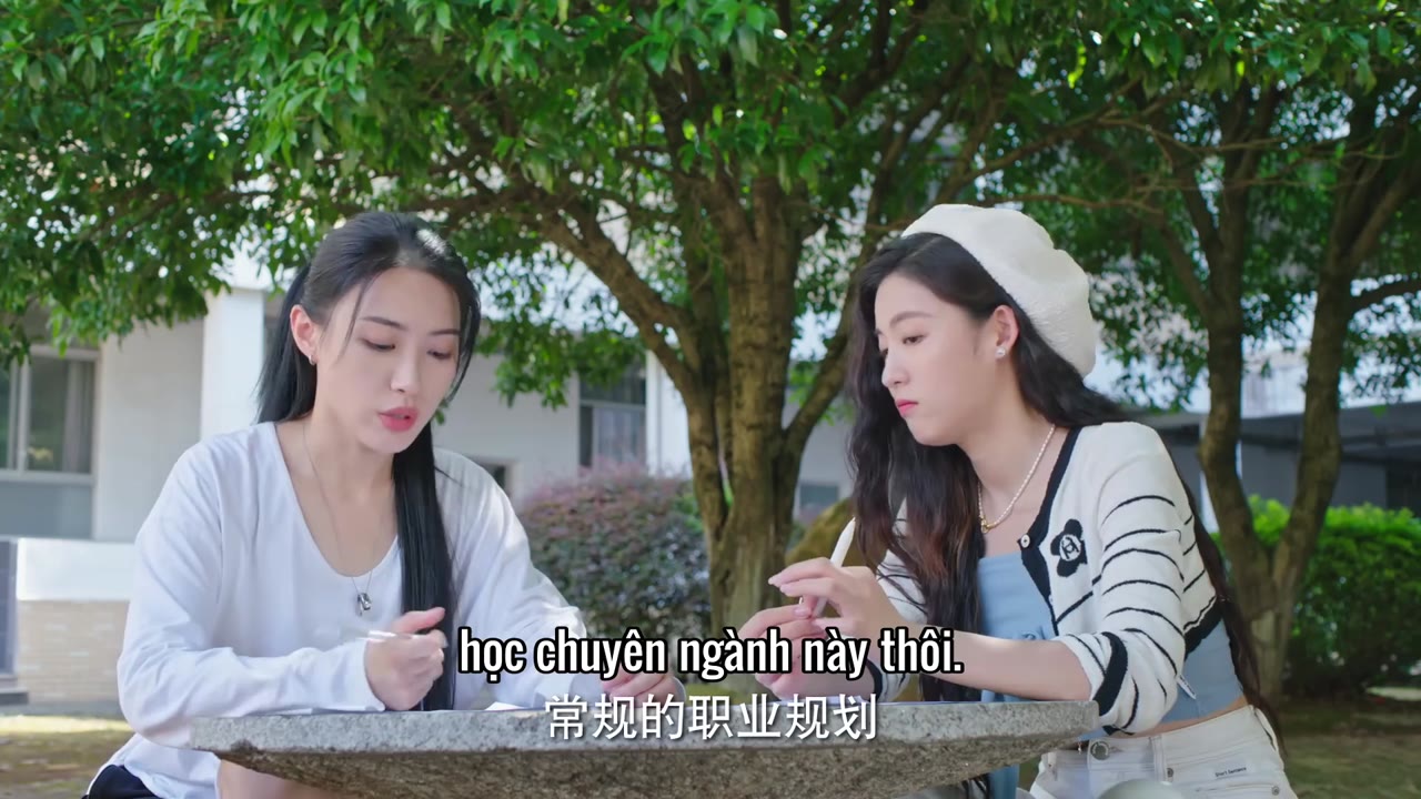 Làm Ơn Đó Hoa Nhung Thiếu Nữ tập 34 cảnh 2