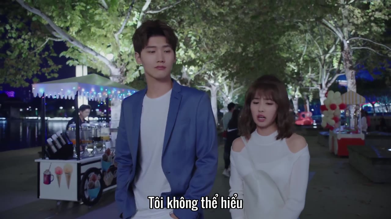 Thế Giới Nợ Tôi Một Mối Tình Đầu tập 7 cảnh 2