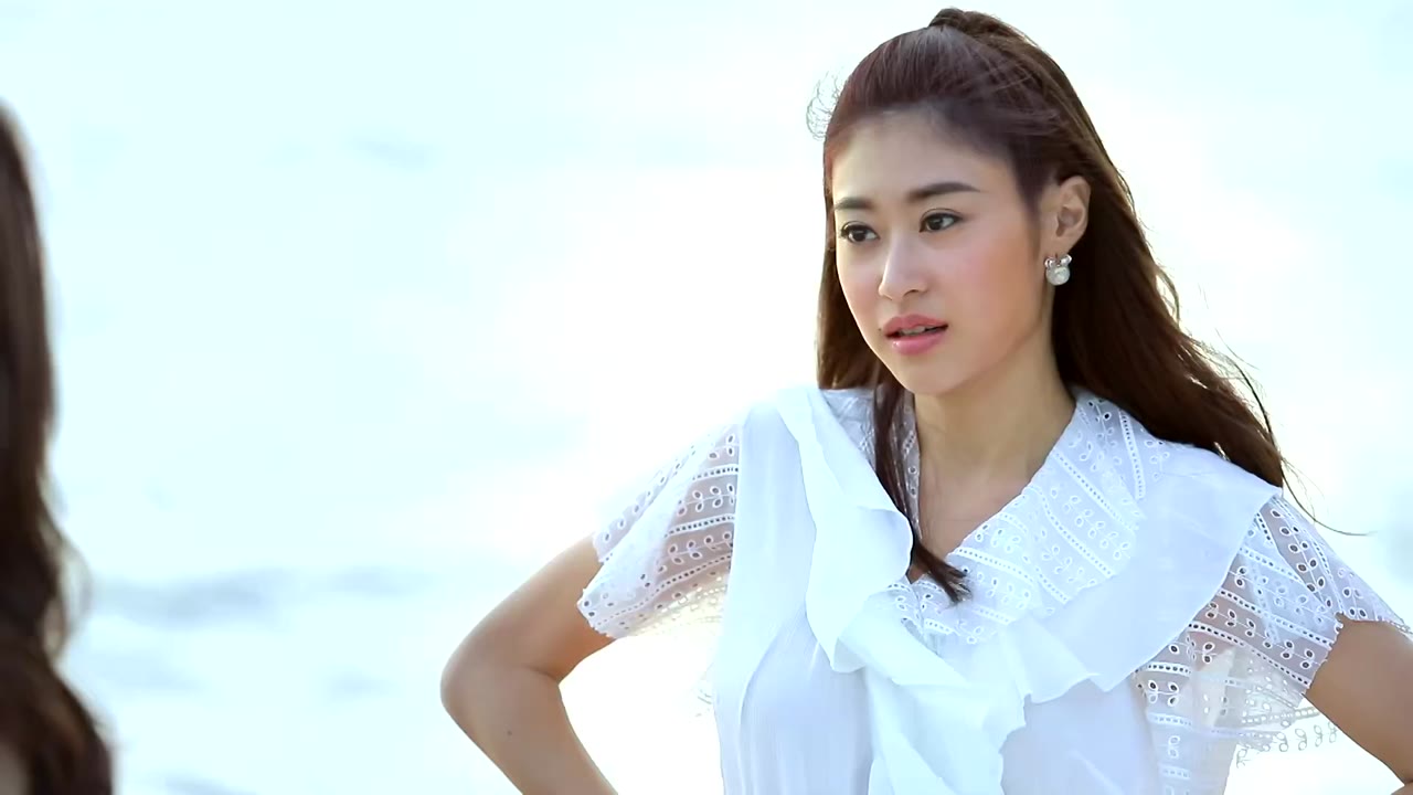 Chiếc Lá Cuốn Bay tập 17 cảnh 2