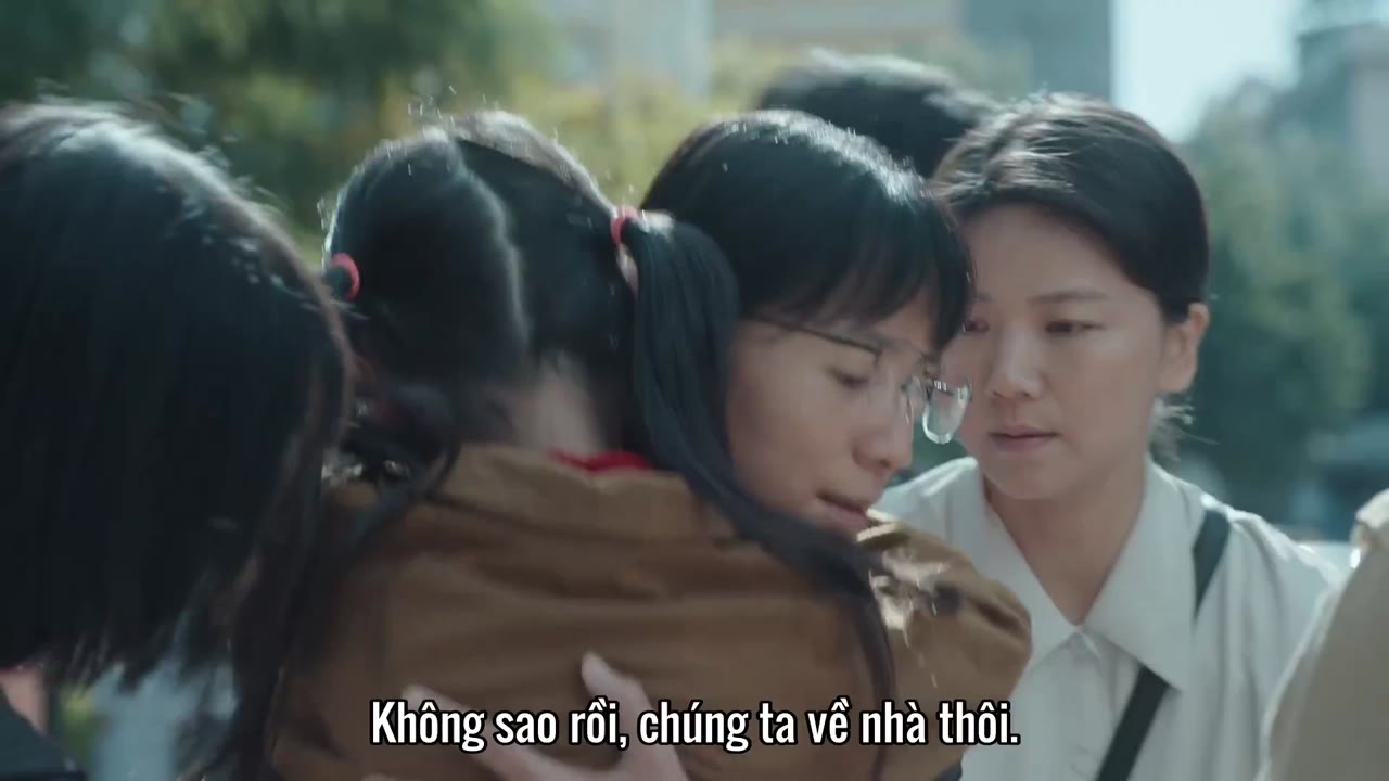 Khi Hoa Rừng Nở Rộ tập 2 cảnh 2