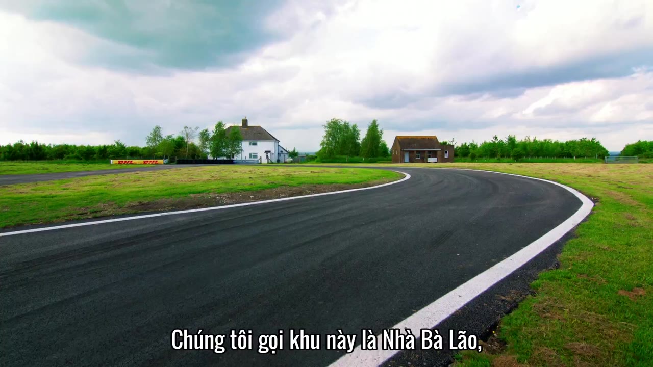 The Grand Tour (Phần 1) tập 1 cảnh 2