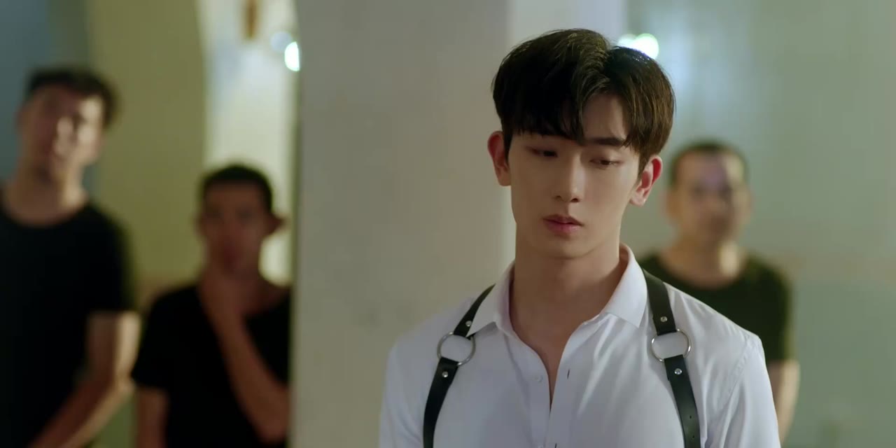 Ôm Nhau Trong Đêm Tối tập 1