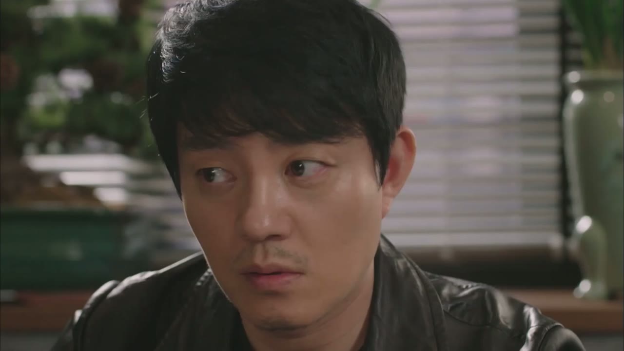Bộ Ba Quyền Lực tập 4 cảnh 2