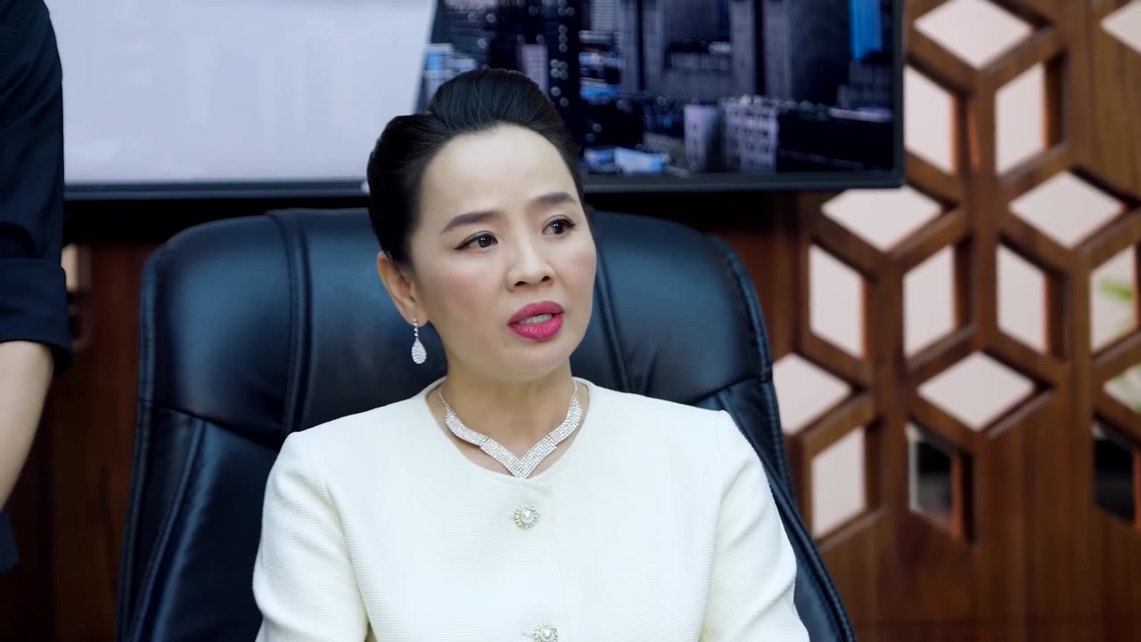 Trò Đùa Huyết Thống - cảnh 1