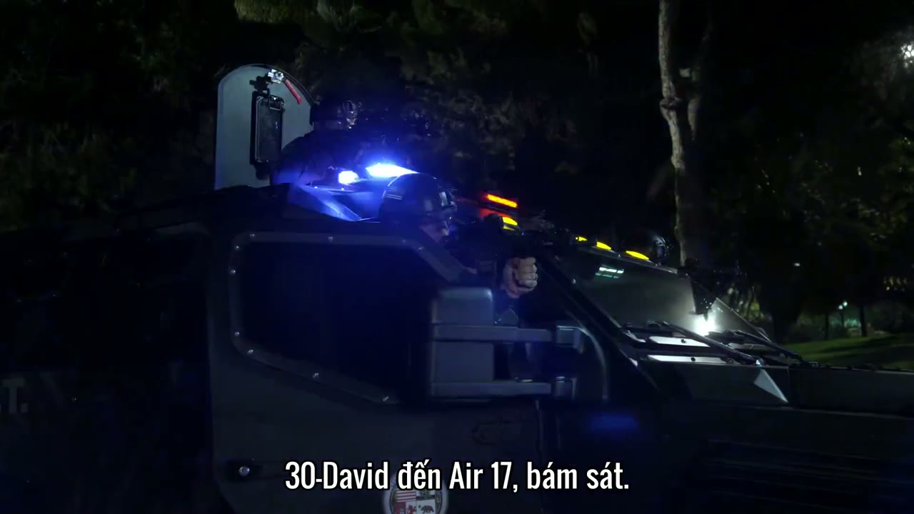 Đội Đặc Nhiệm SWAT (Phần 4) tập 7 cảnh 3