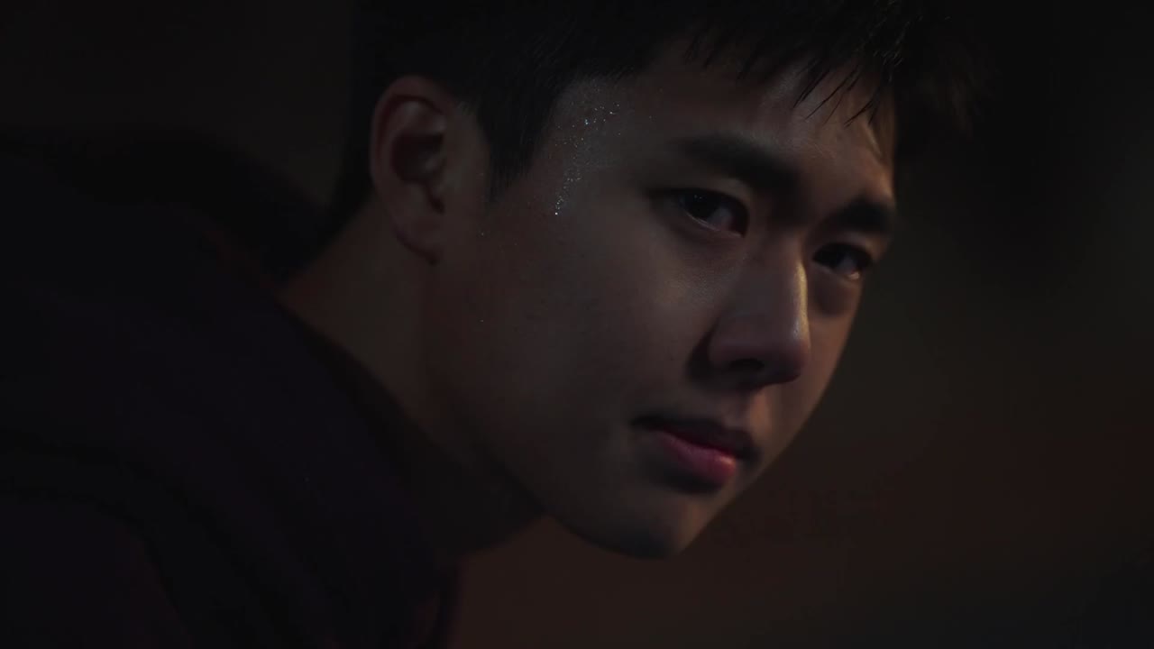 Người Hùng Điên Rồ (Bad and Crazy) tập 12