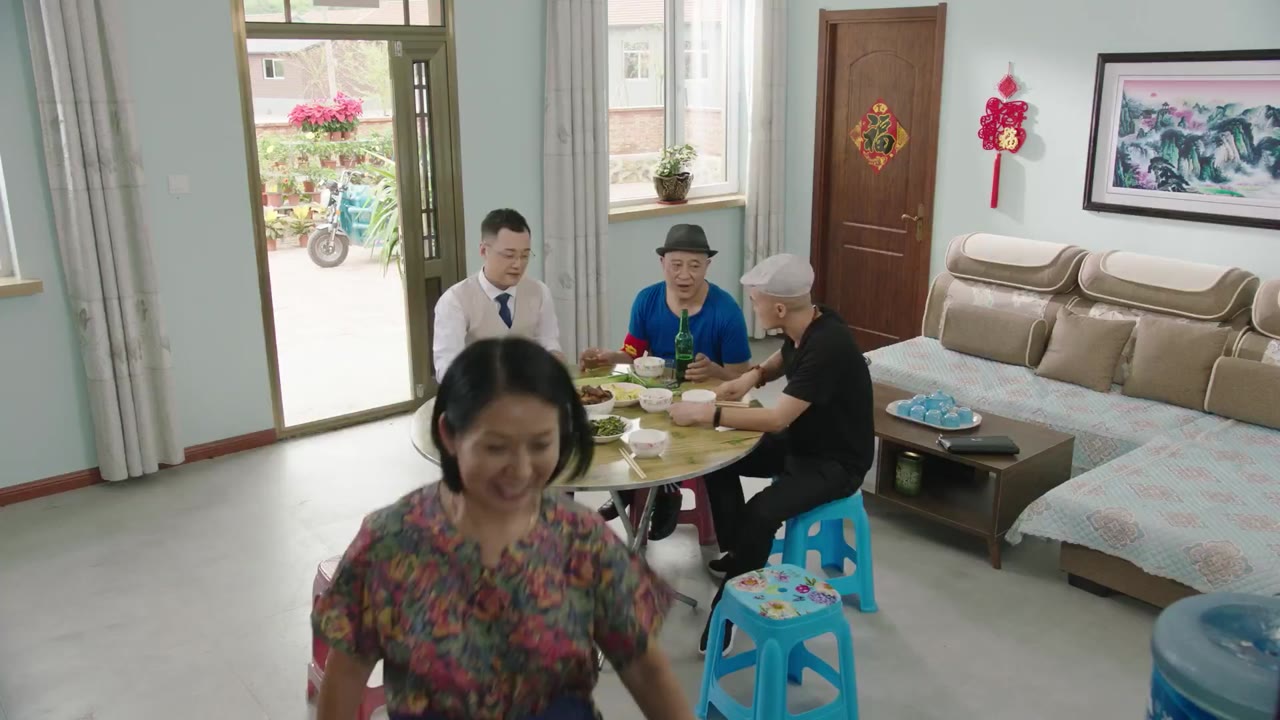 Tình Yêu Quê Hương tập 16 cảnh 2