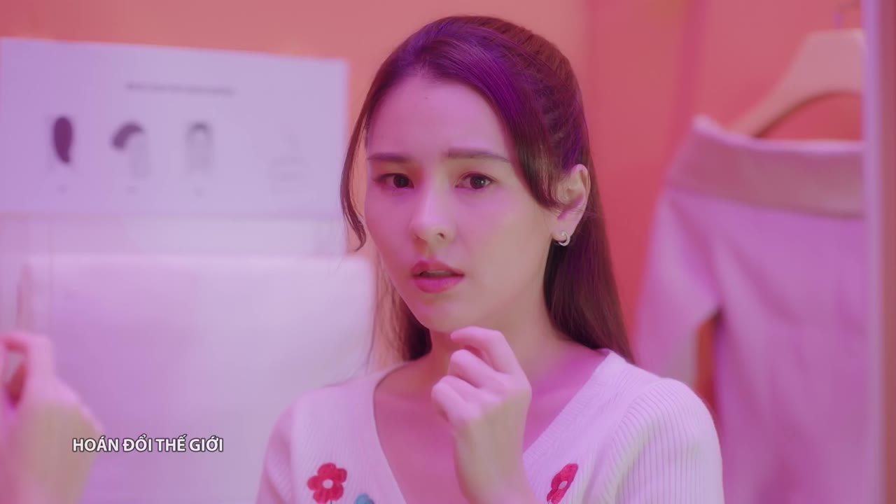 Hoán Đổi Thế Giới tập 3 cảnh 3