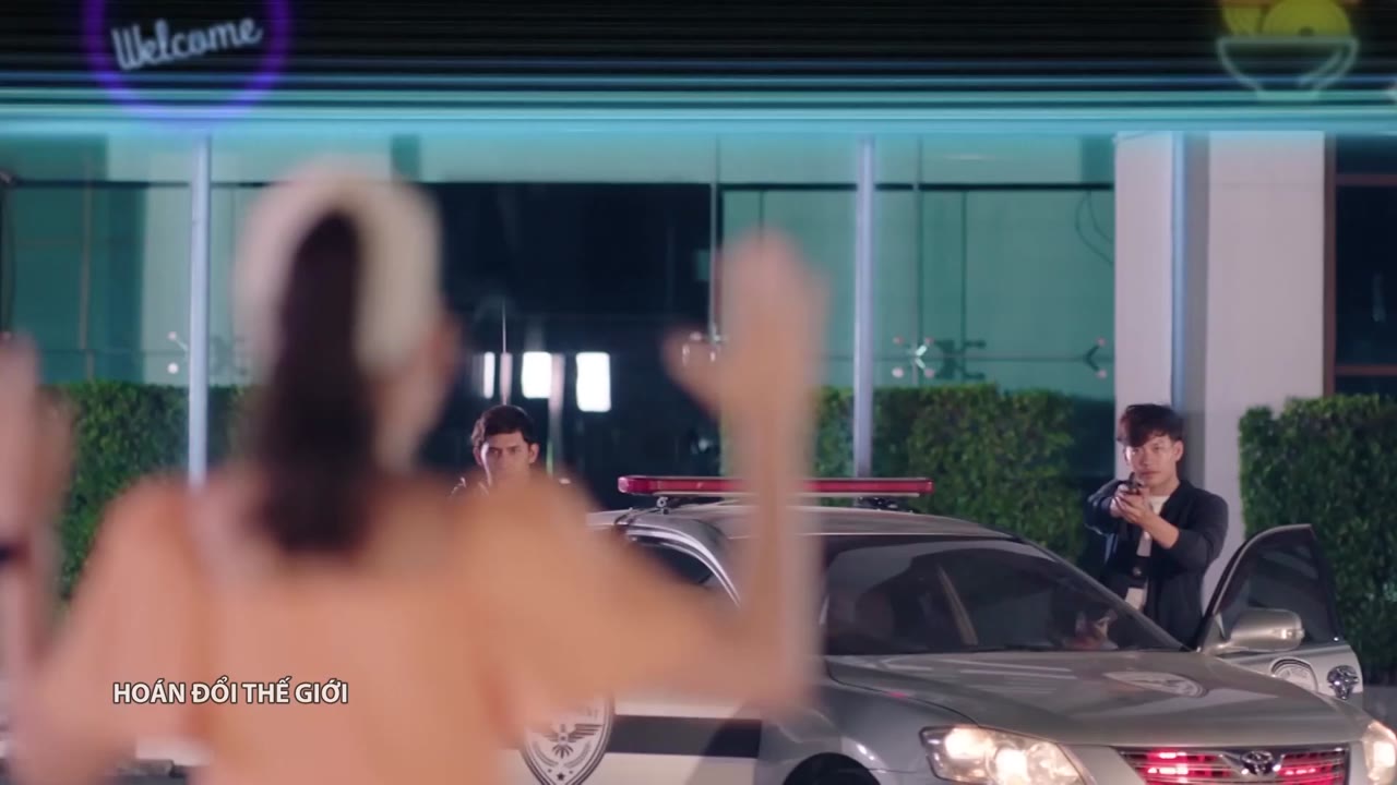 Hoán Đổi Thế Giới tập 13