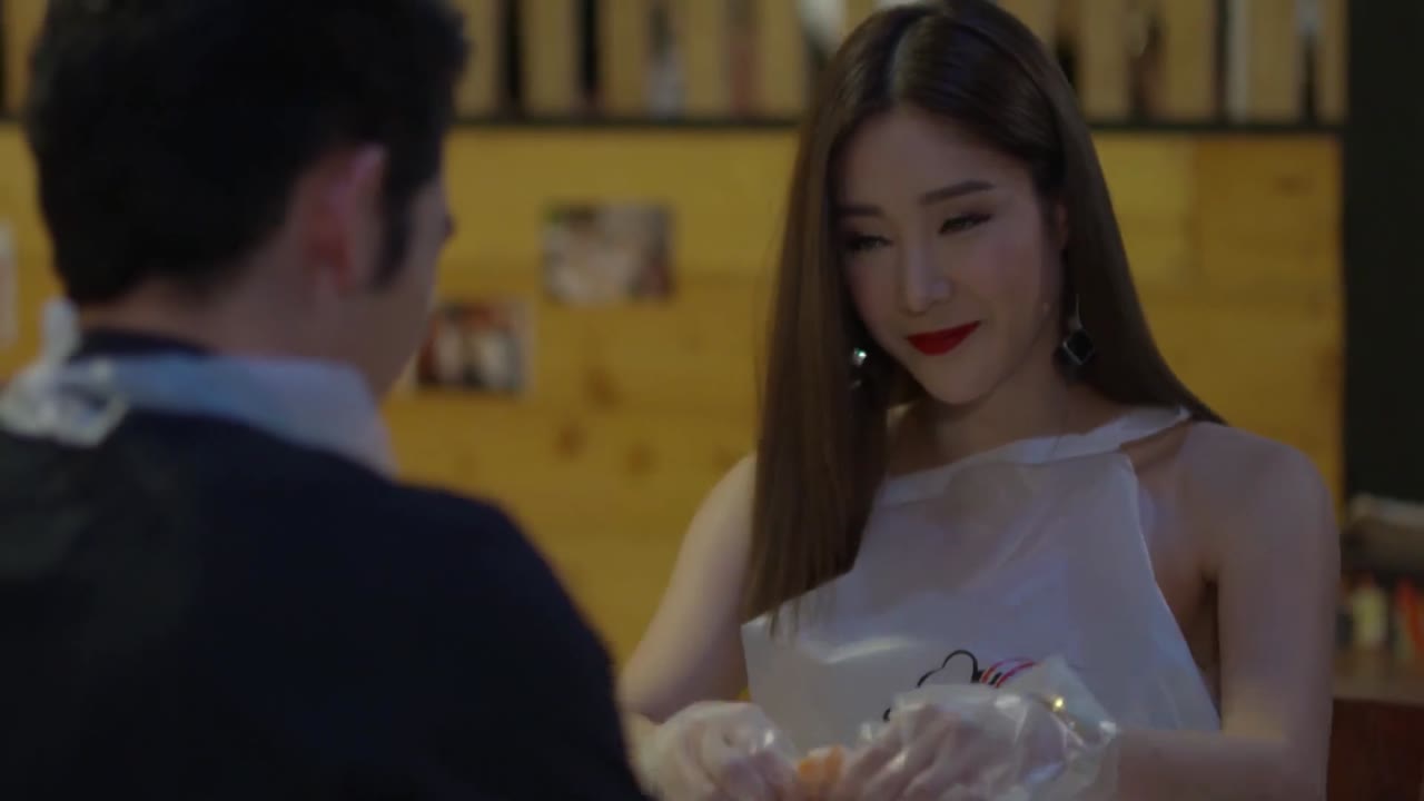 Cát Đổi Màu tập 3 cảnh 2