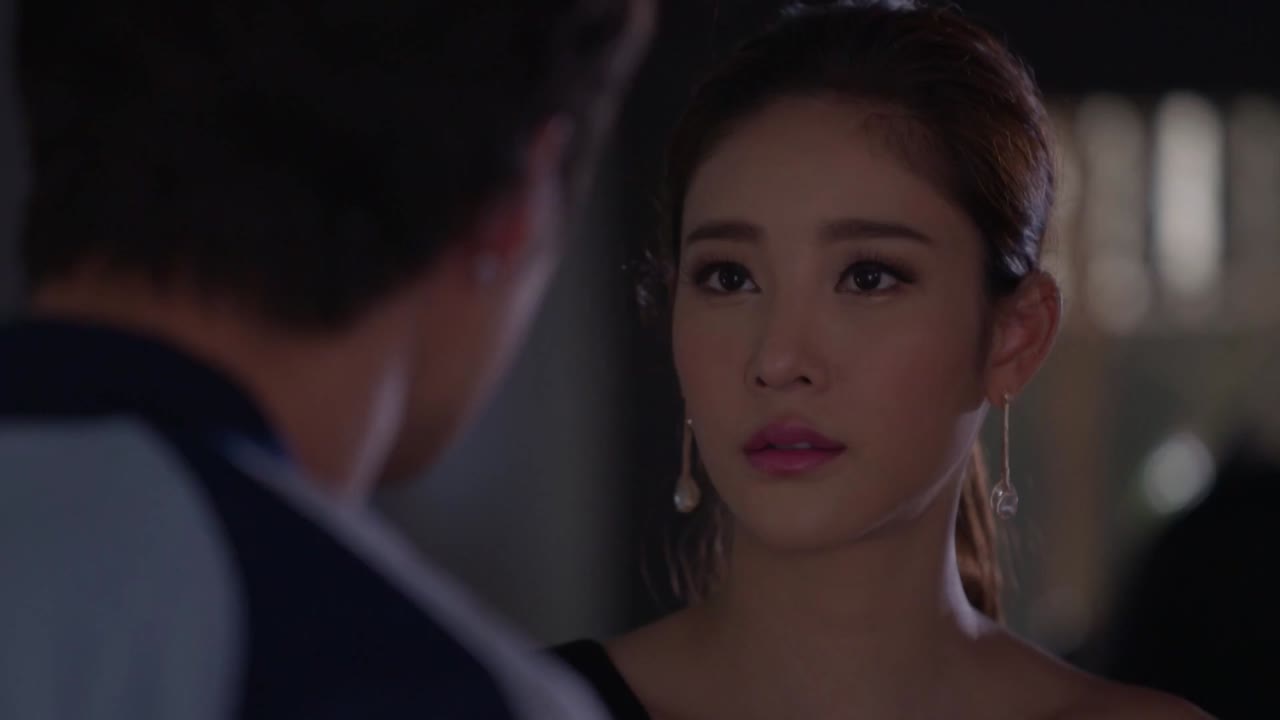Cát Đổi Màu tập 13