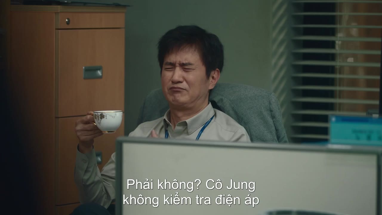Bờ Vực Của Sự Điên Rồ tập 15