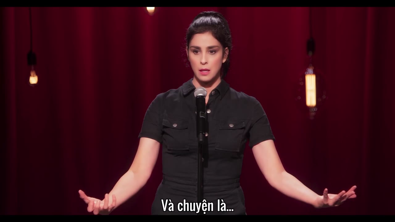 Sarah Silverman: Một Đốm Bụi tập 1 cảnh 3