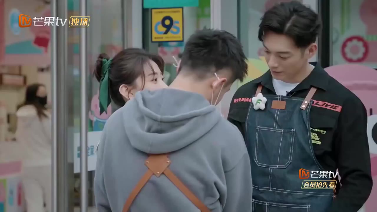 Fa Fa Store tập 4 cảnh 2