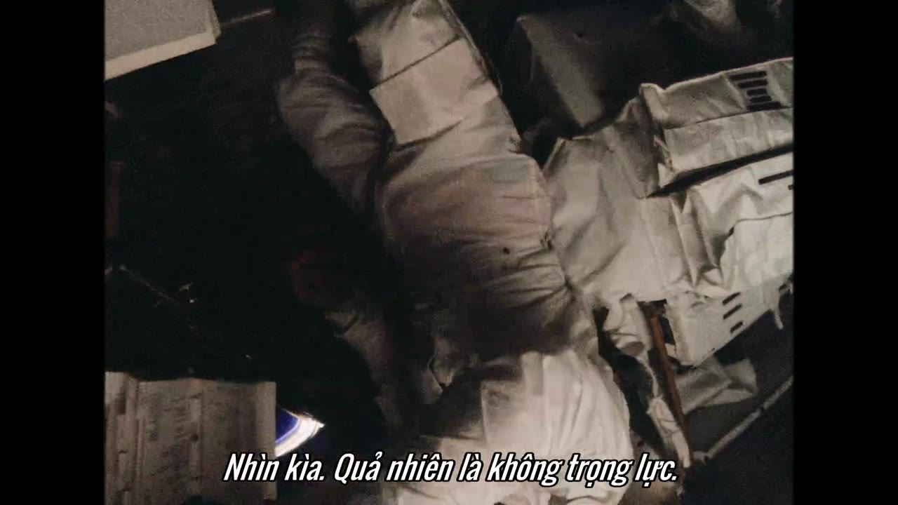 Apollo 13: Sống sót tập 1