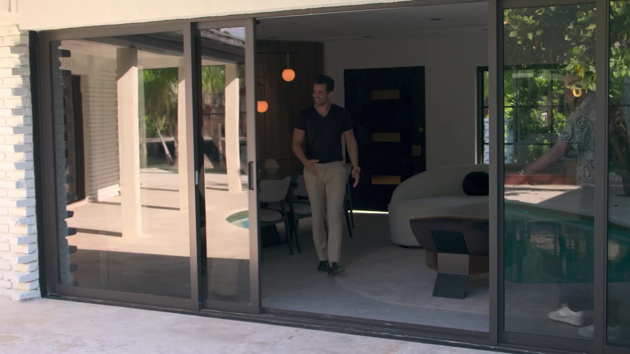 Thiết kế Miami tập 8 cảnh 3