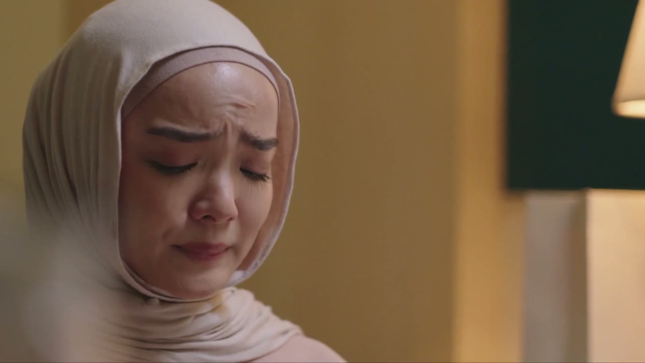 Thariq Ridzuwan: Kho báu của anh tập 2 cảnh 3
