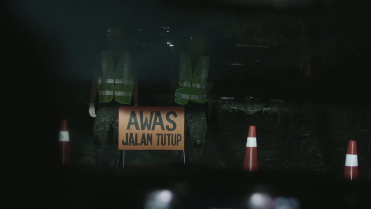 Thariq Ridzuwan: Kho báu của anh tập 15 cảnh 2