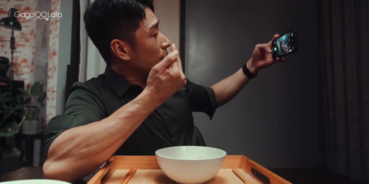 Chúc ngủ ngon. Bạn đồng hành. - cảnh 1