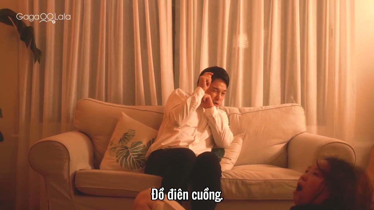 Kẻ thù gặp nhau ở phòng khách của chúng tôi tập 1 cảnh 3