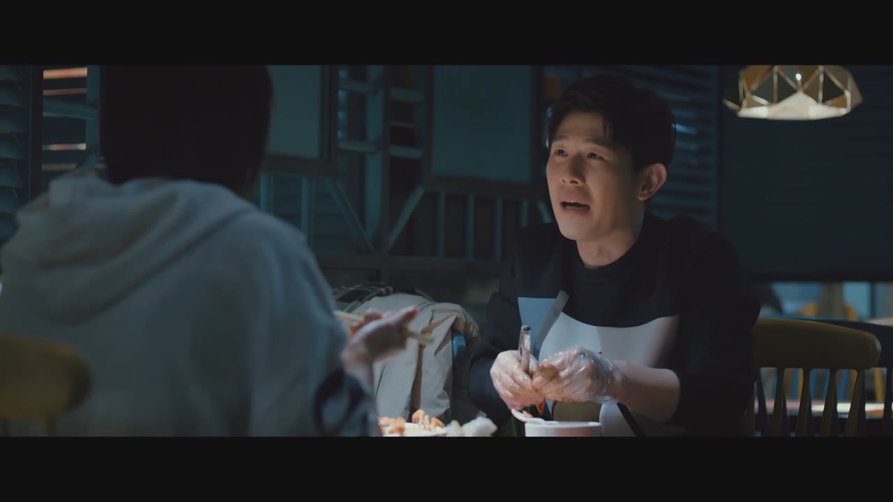 Bộ Ba Huyền Thoại tập 18 cảnh 2