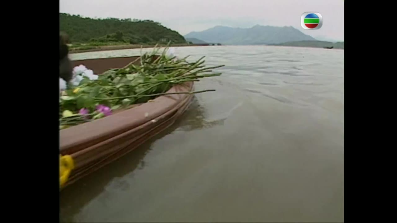 Những đứa trẻ to xác 2 tập 9