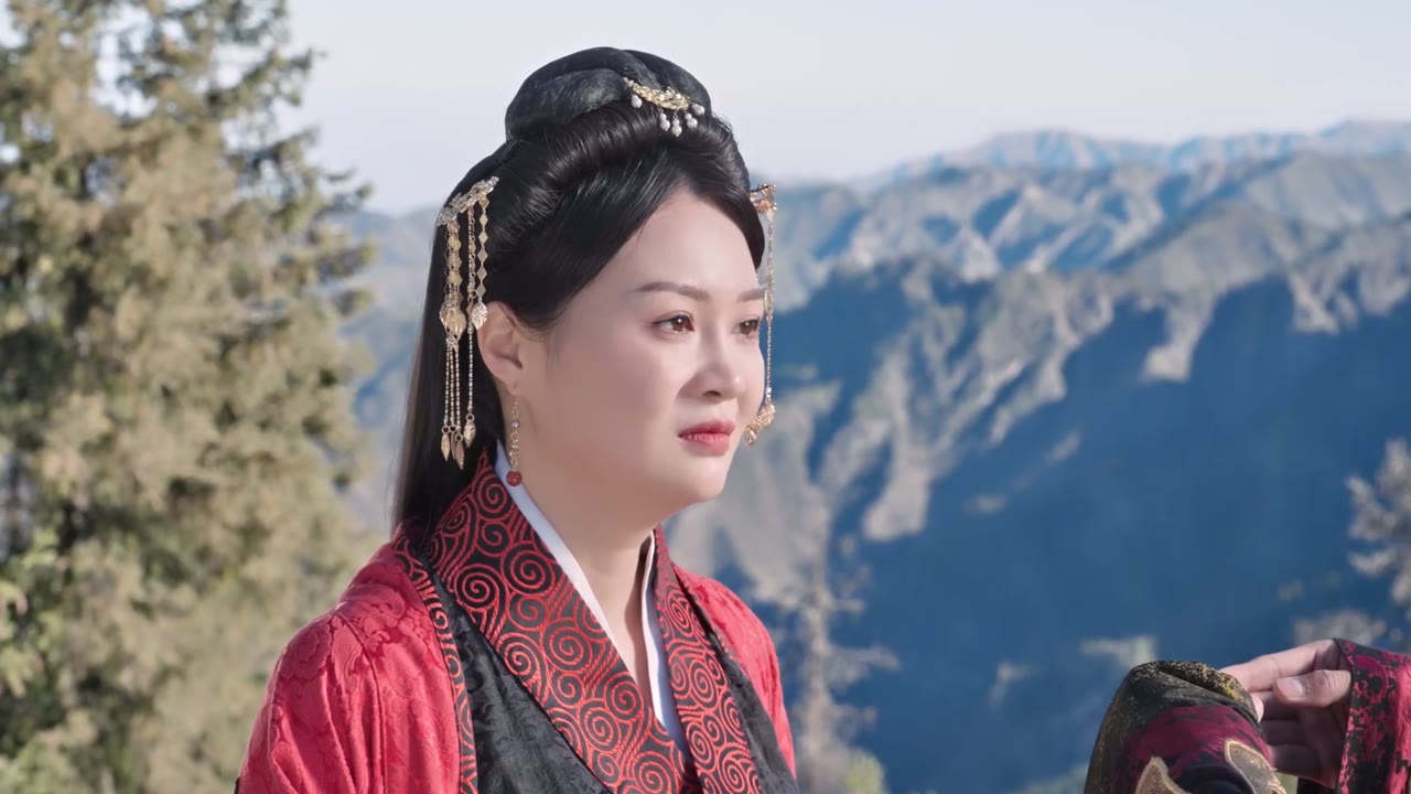 Tình Yêu Như Tuyết Trên Đỉnh Thiên Sơn tập 12