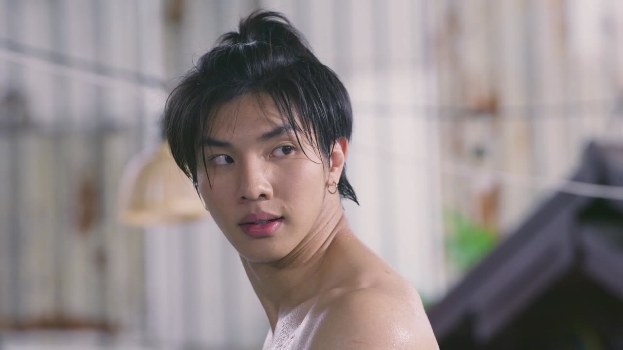 Happy Bad Year tập 8 cảnh 3