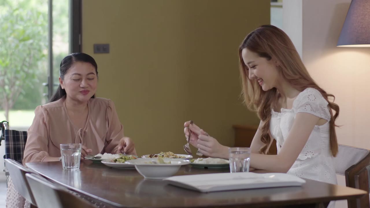 Cú đấm móc tập 5 cảnh 3