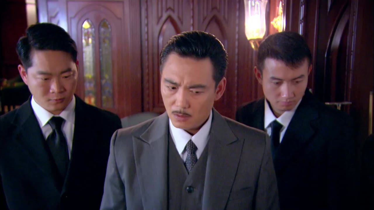 Thiên Kim Nữ Tặc tập 1 cảnh 2