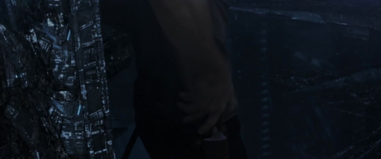 Beyond Skyline - cảnh 3