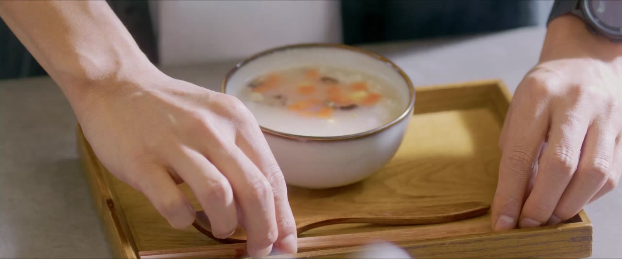 Mặt Trời Rực Rỡ Bên Tôi tập 8 cảnh 2