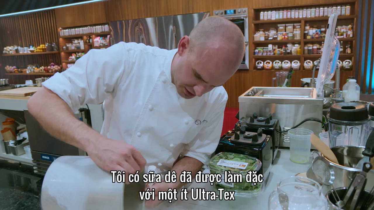 Iron Chef: Tìm kiếm đầu bếp huyền thoại tập 3 cảnh 2