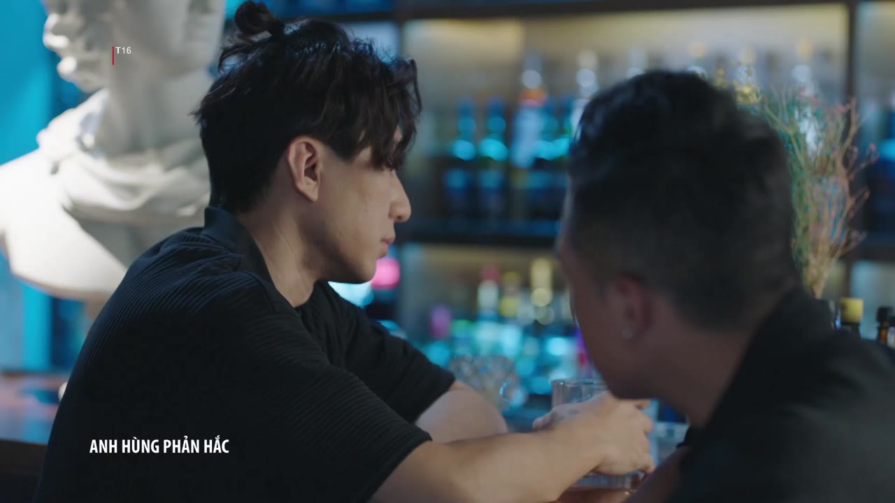 Anh Hùng Phản Hắc tập 2 cảnh 2