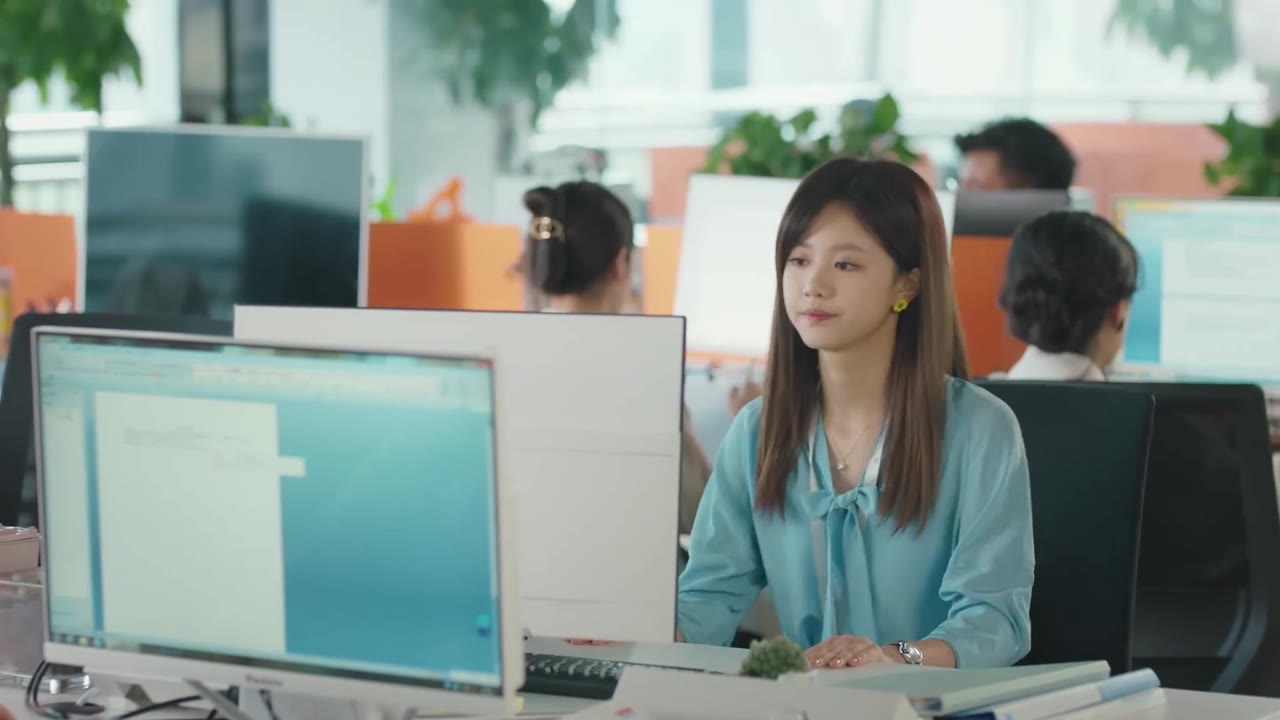 Bạn Trai Cũ Là Sếp Của Tôi tập 8 cảnh 2