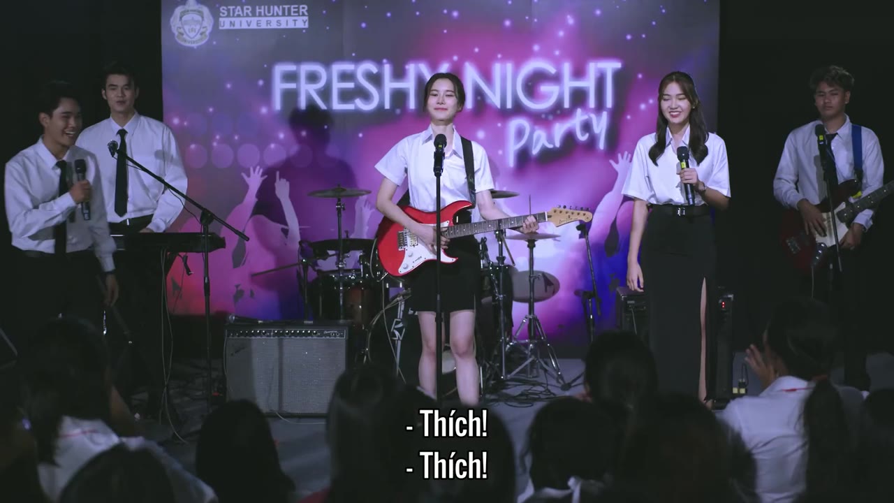 Love Senior: Tiền Bối Kỷ Luật Yêu Em Được Không? tập 4 cảnh 3