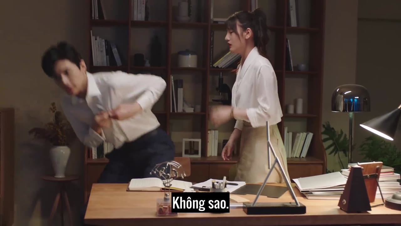 Thư Ký Bạch Ngày Nào Cũng Muốn Từ Chức tập 13 cảnh 3