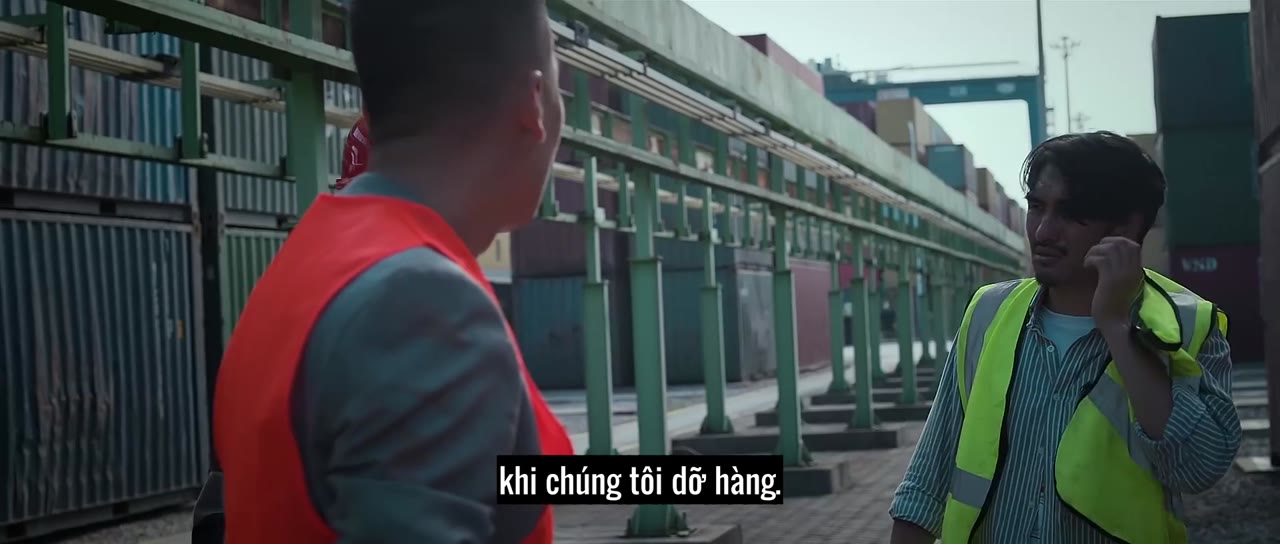 Bên Ngoài Tòa Án tập 2