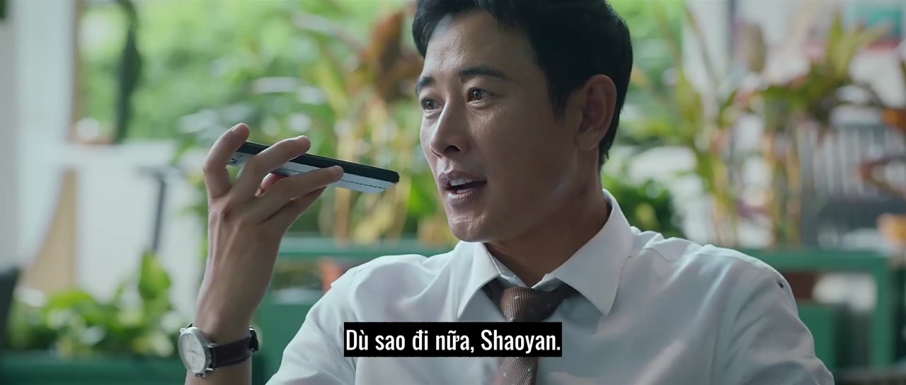 Bên Ngoài Tòa Án tập 4