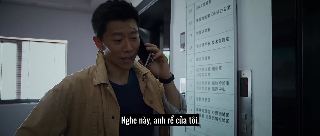 Bên Ngoài Tòa Án tập 4 cảnh 2